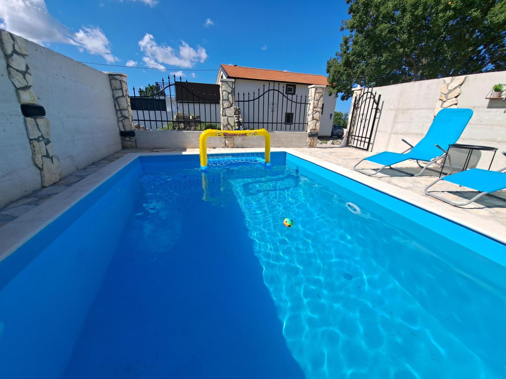 Nivi Apartment Slivnica Екстериор снимка